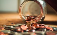 Des conseils pour épargner en période d'incertitude économique